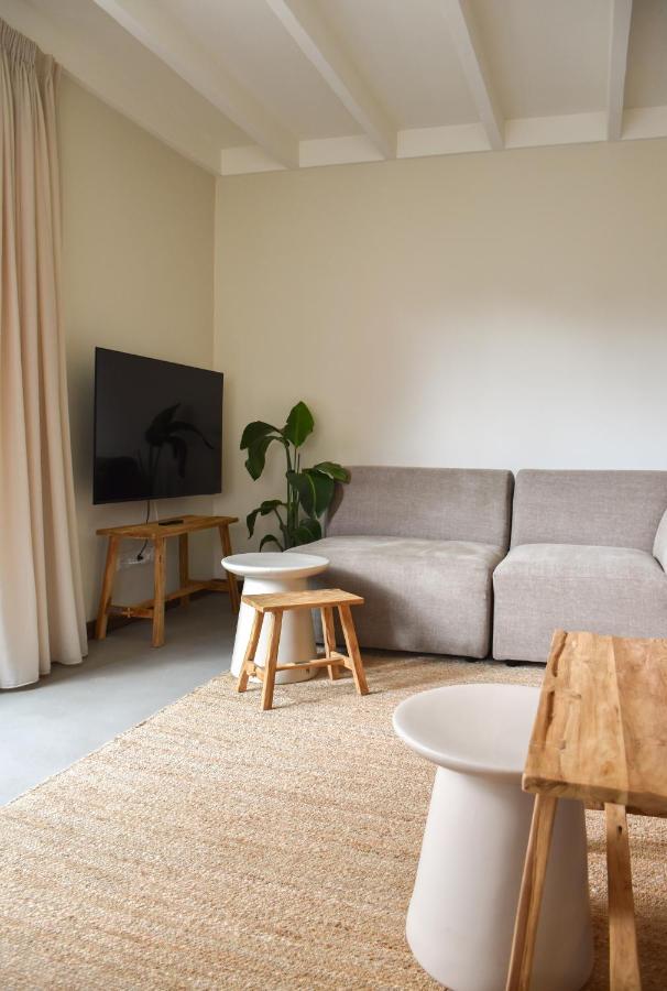 Van Heeckeren Apartments & Suites Nes Нес Екстер'єр фото