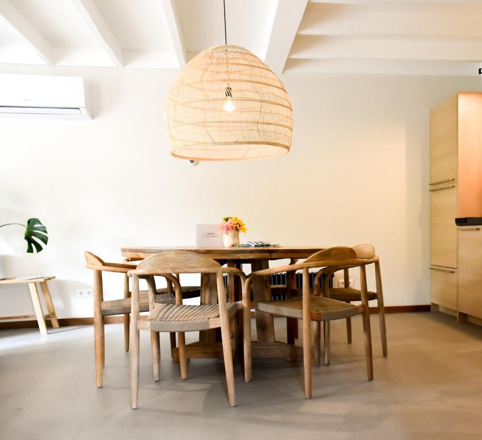 Van Heeckeren Apartments & Suites Nes Нес Екстер'єр фото